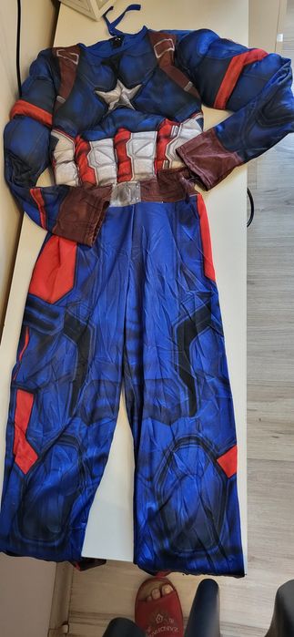 Sprzedam strój kapitan ameryka
