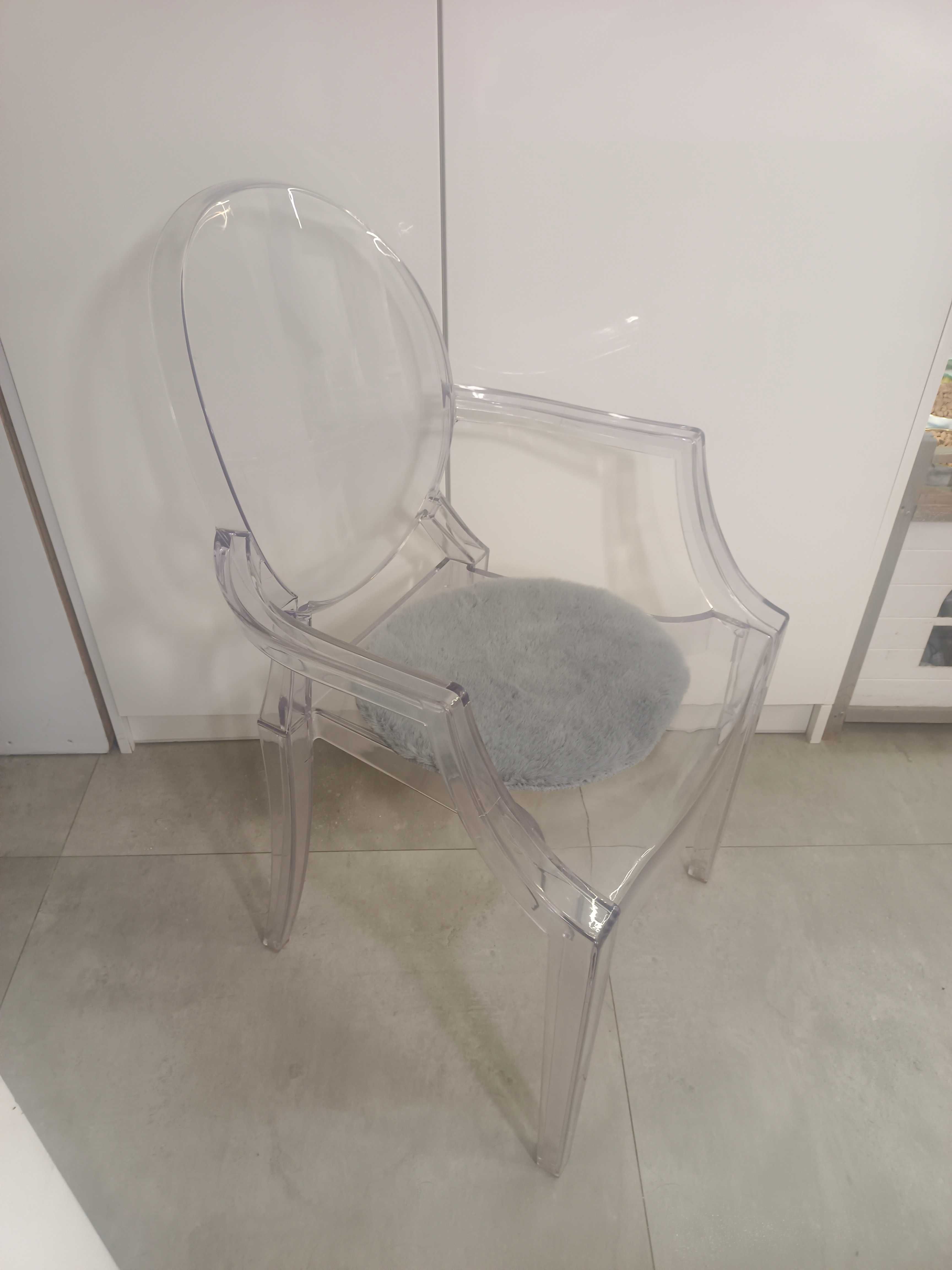 Krzesło Royal inspirowane Louis Ghost transparentne glamour