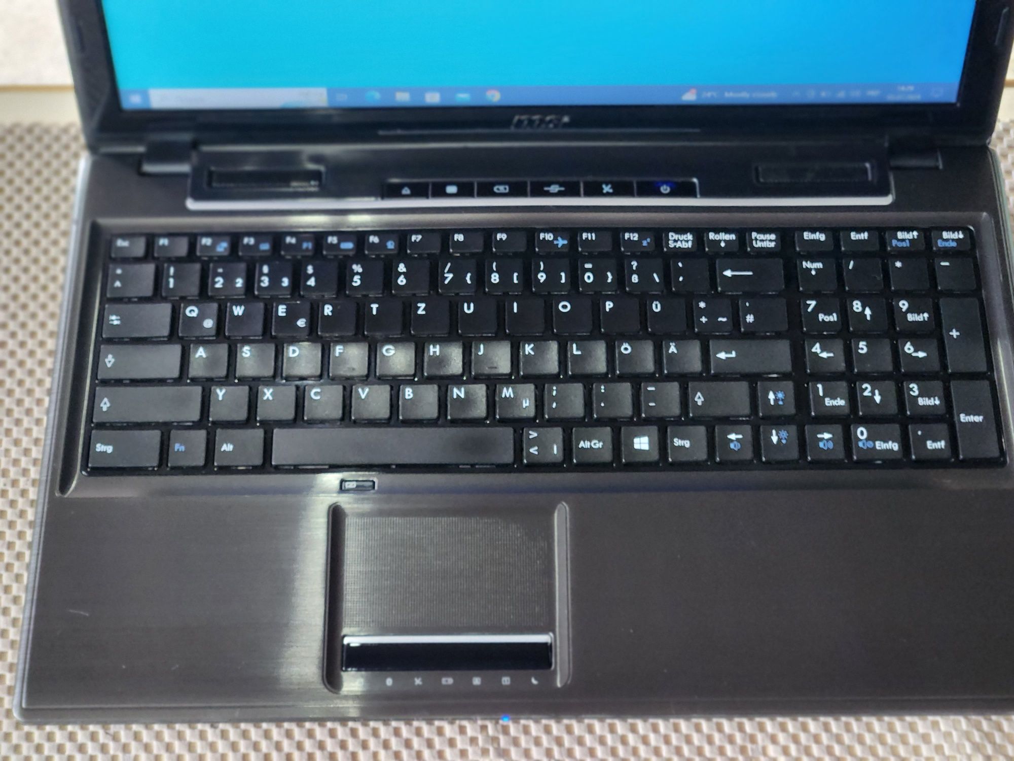 Ноутбук MSI 15.6/ I3-4000/8GB/ 128GB нова батарея