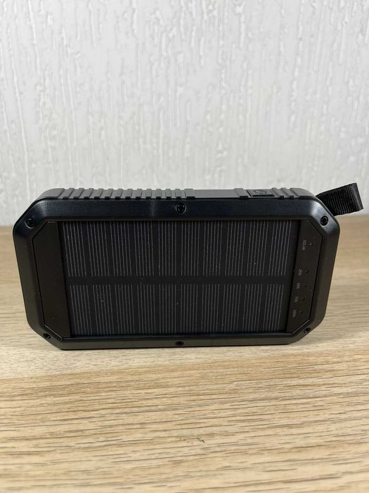 10000mAh Power Bank with Solar Panel and LED Flashlight64584578023683122