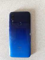 Телефон Redmi 7. .