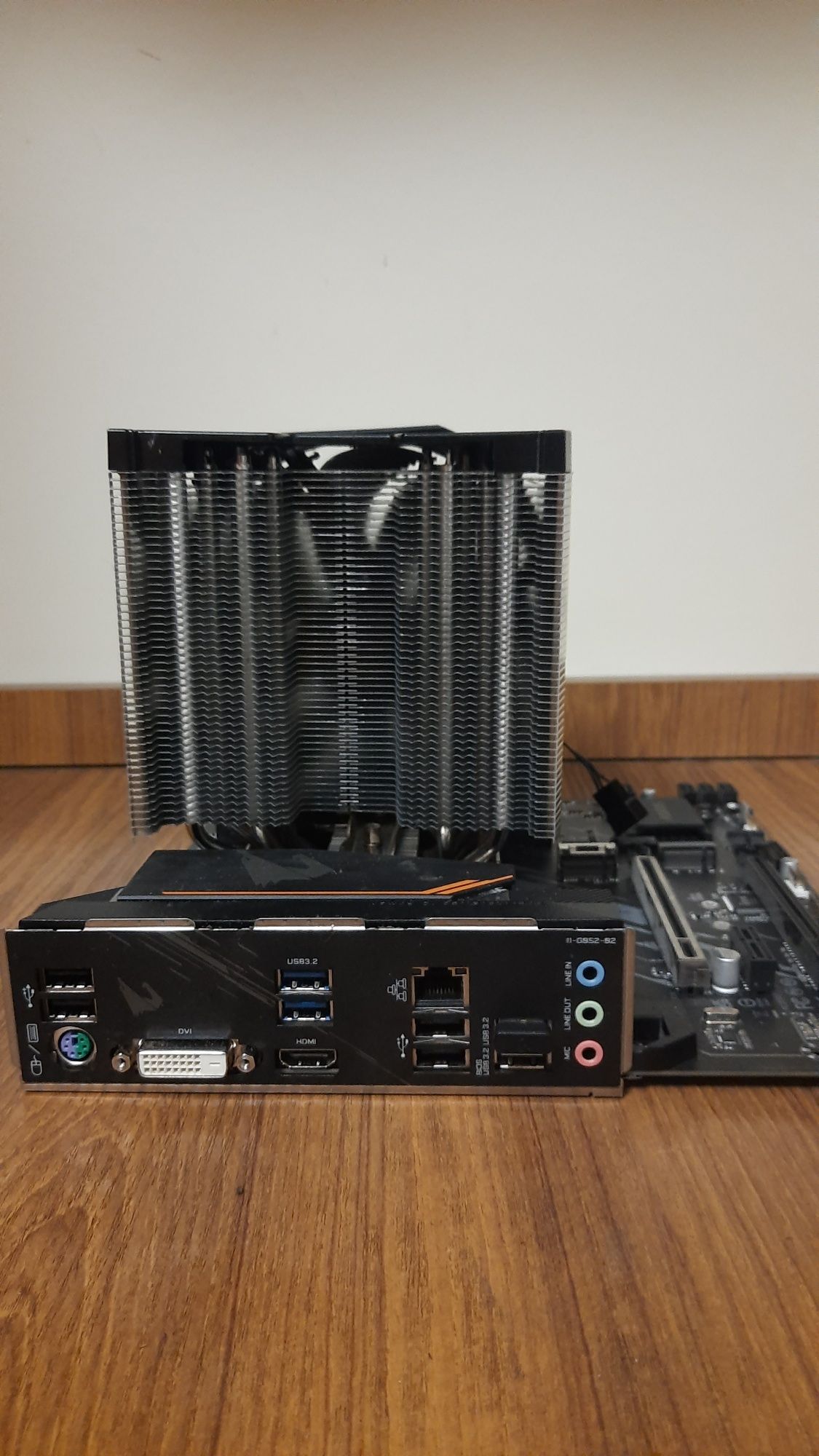 Komplekt r5 5600+32gb+aurus elite