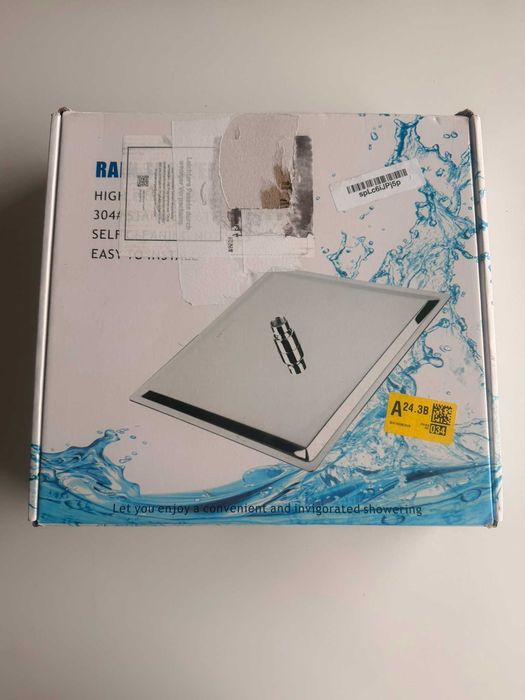 Deszczownica ścienna 30x30cm + GRATIS