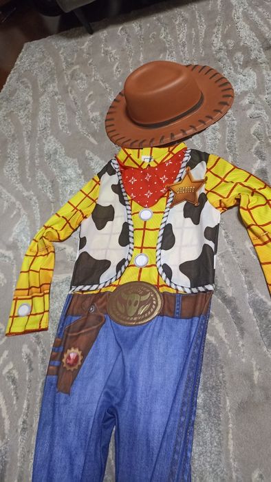 Przebranie Toy Story Chudy 5-6 lat + kapelusz Disney