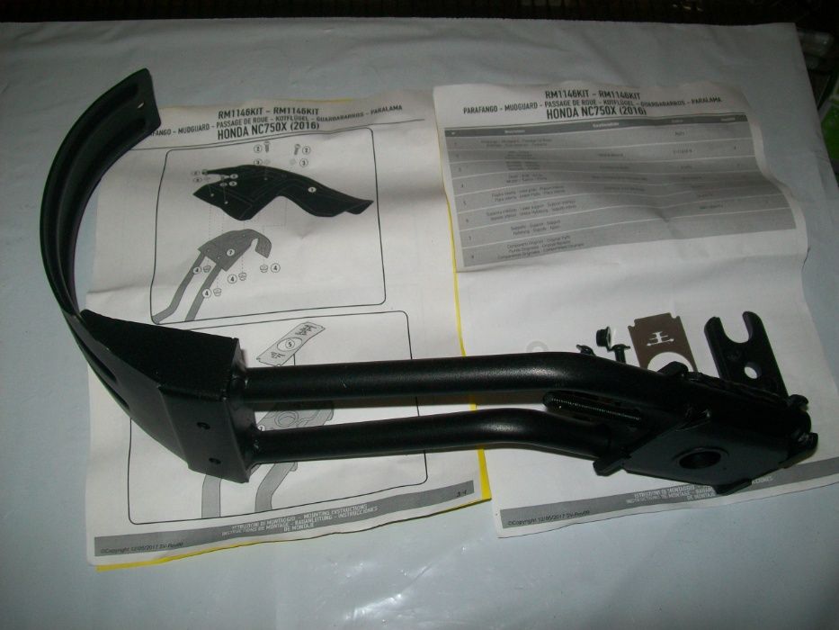 RM1146KIT NC750S i NC750X (16>22) GIVI mocowanie błotnika RM01, RM02