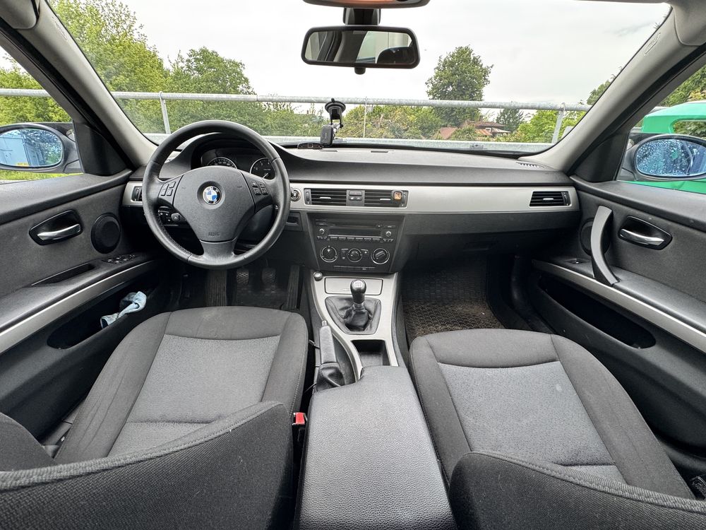 BMW e90 320I 170km