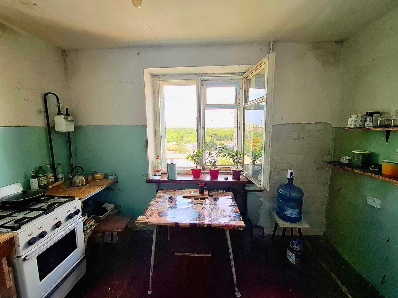Продам  просторную 3х к.кв. под ремонт Подстанция  Гагарина