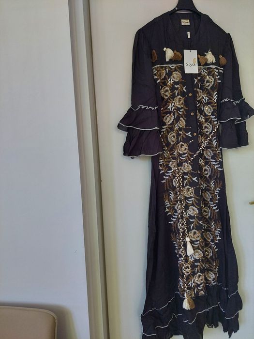 Czarna sukienka cekin boho
