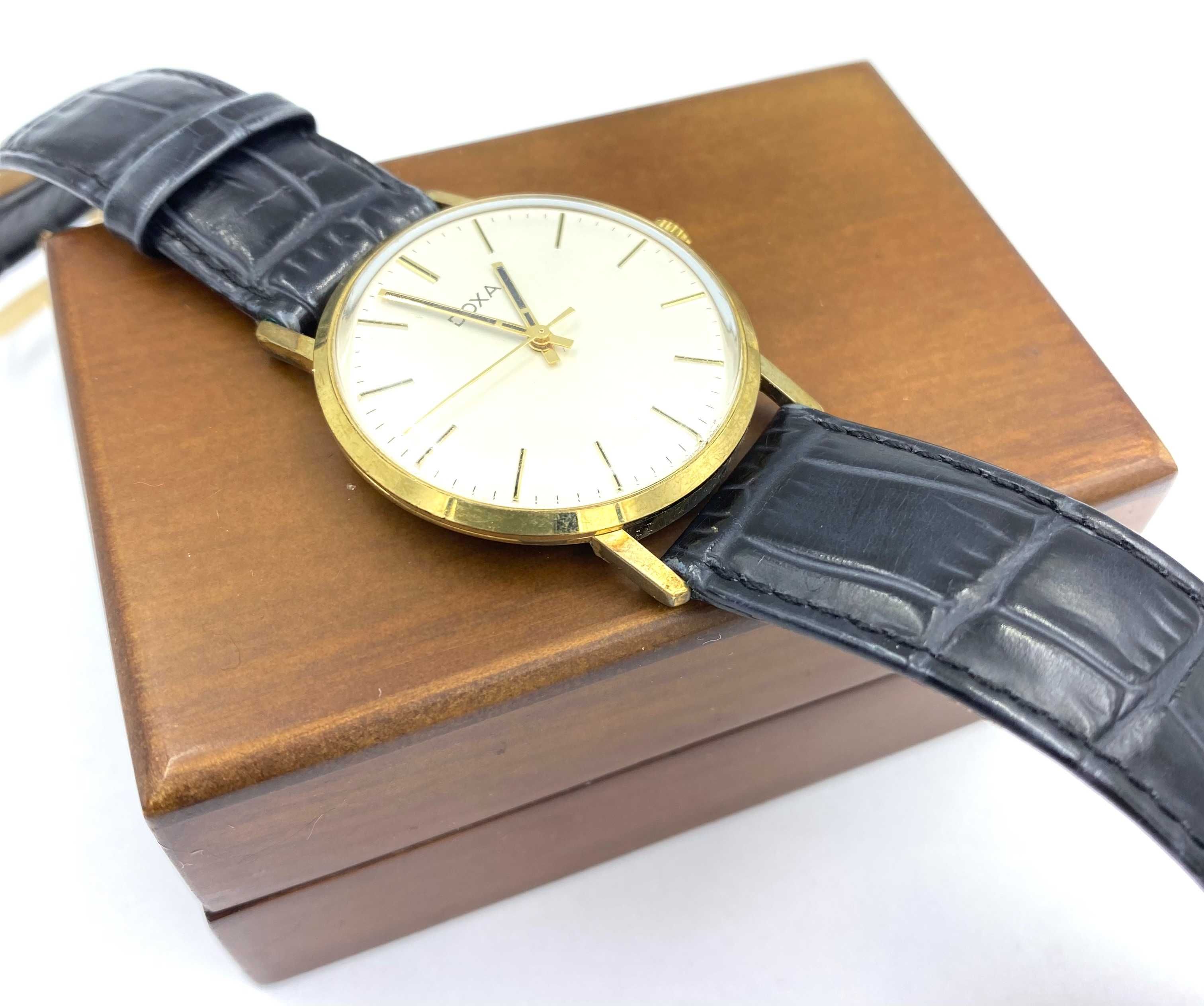 Zegarek DOXA Classic Manual Winding Gold Plated