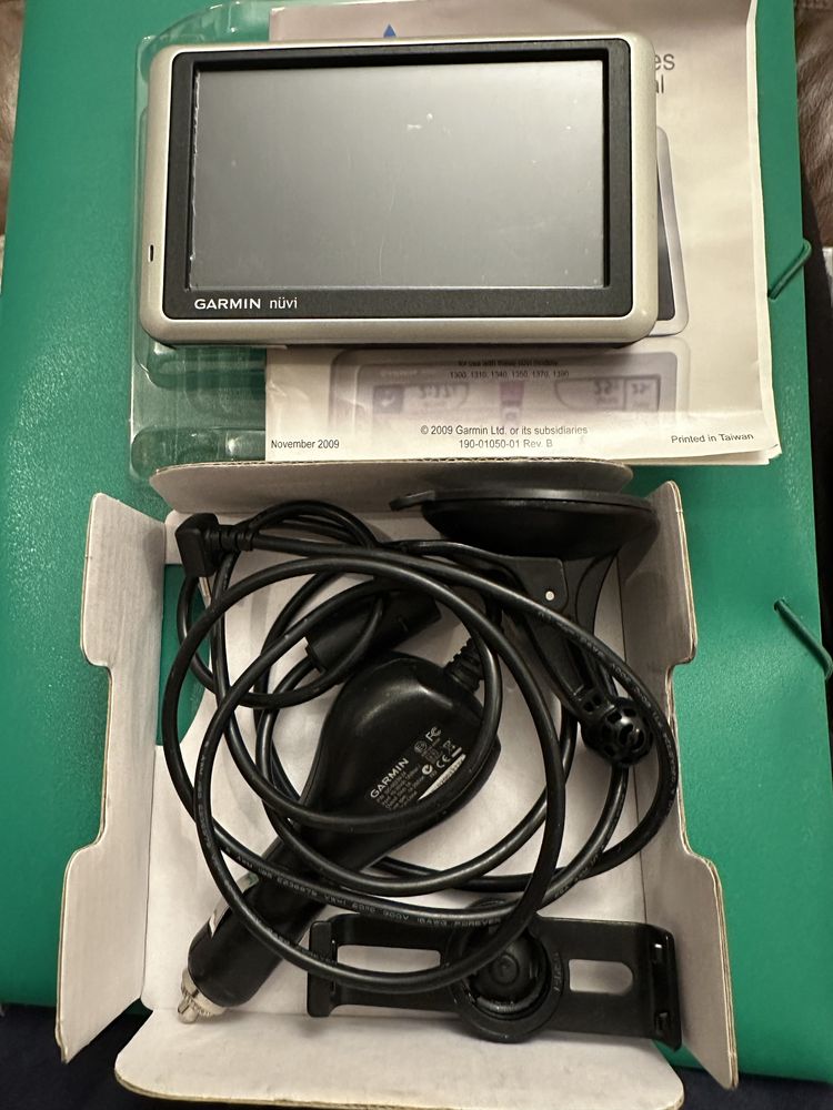 Навігатор gps Garmin 1300