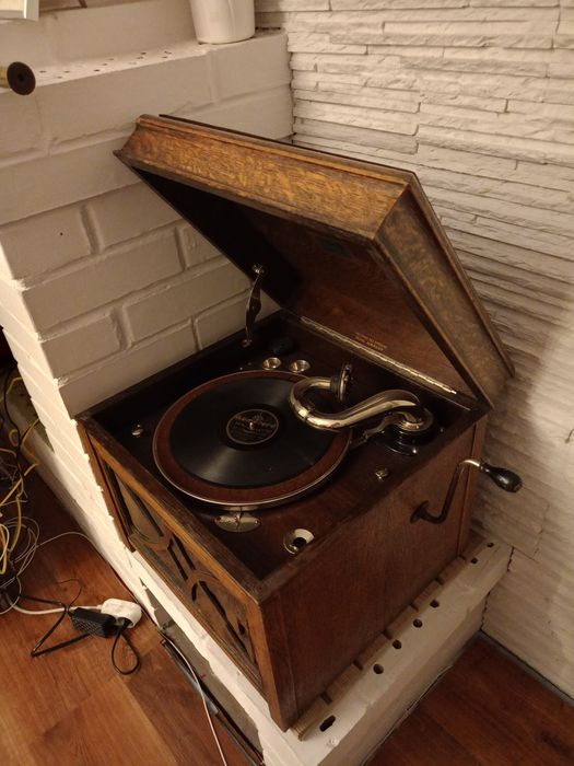 Electrola Berlin gramofon patefon rewelacyjny
