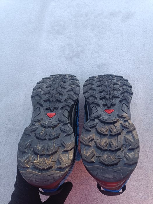 Женские кроссовки Salomon Gore Tex р37.5-38