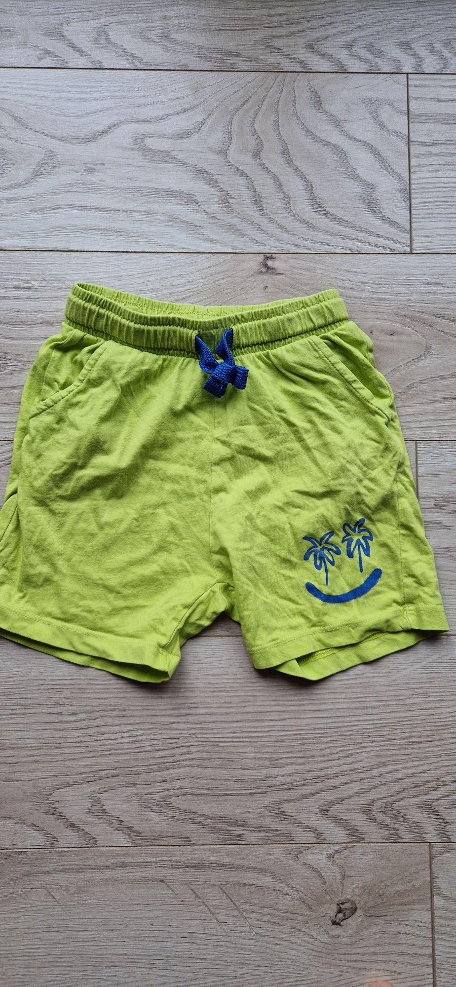 Spodenki 110 krótkie chlopiec smyk