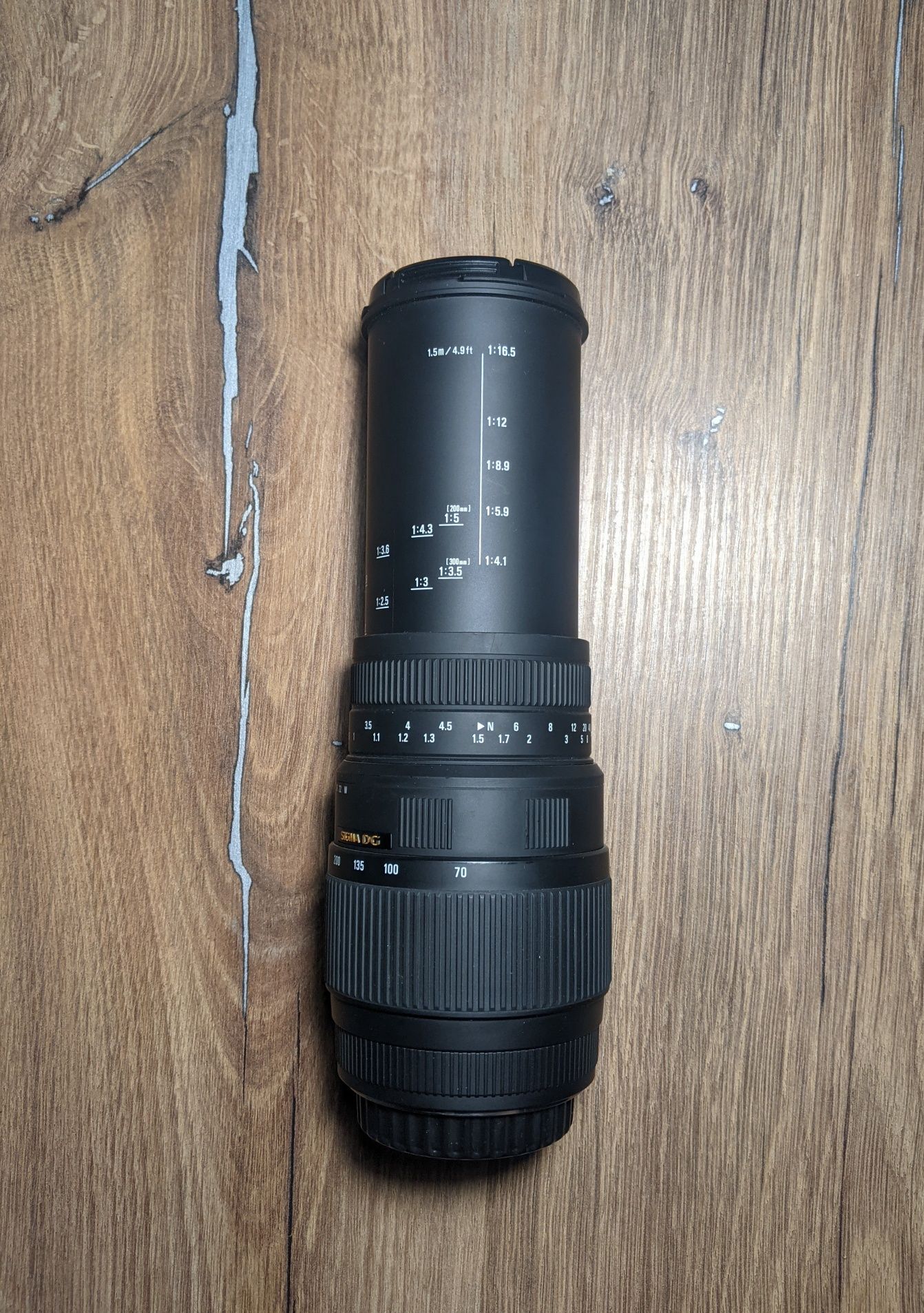 Телеоб'єктив Sigma 70-300mm f/4-5.6 DG Macro для камер Canon