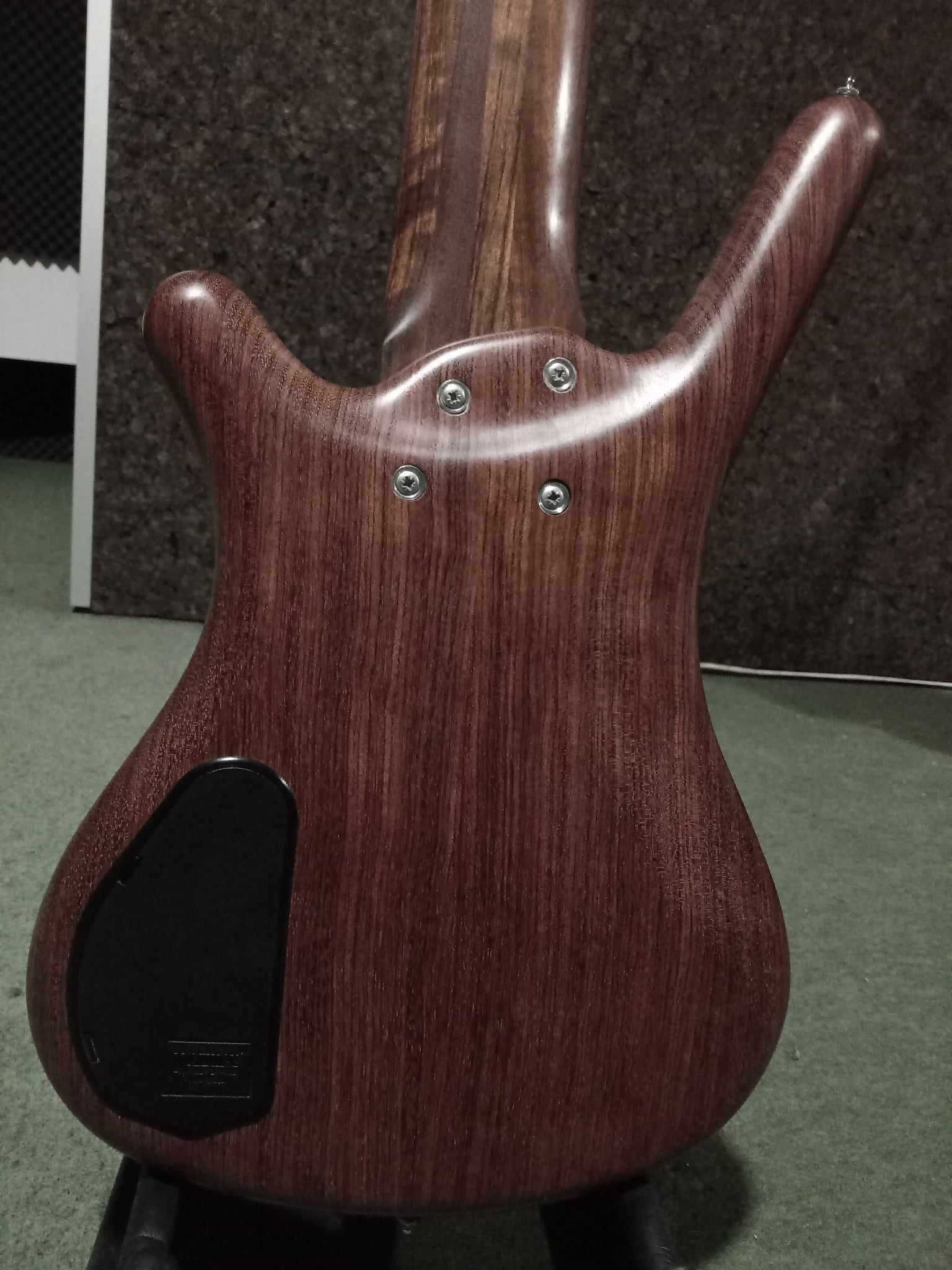 baixo warwick corvette bubinga 6