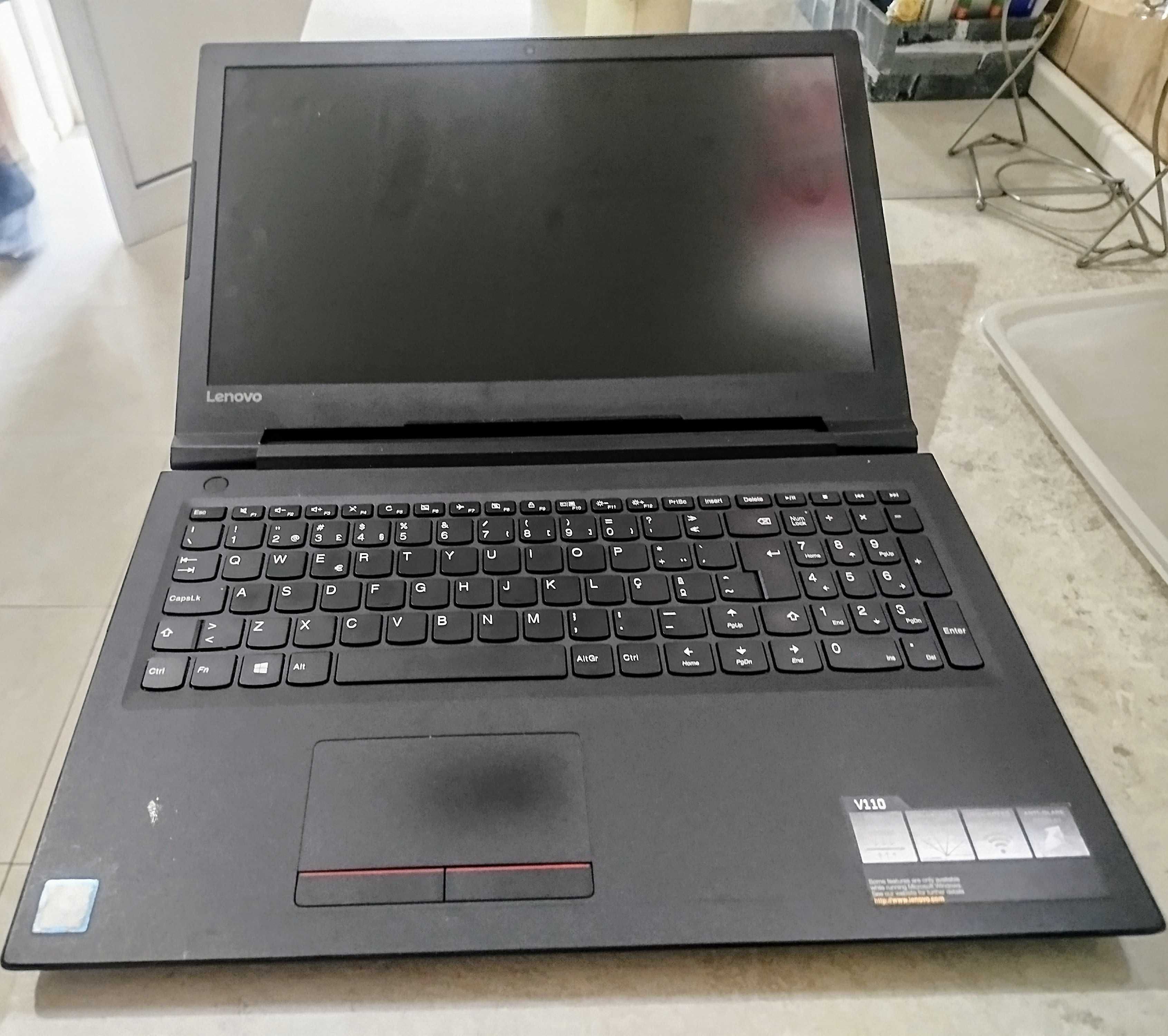 Lenovo - Portátil usado a funcionar em excelentes condições.