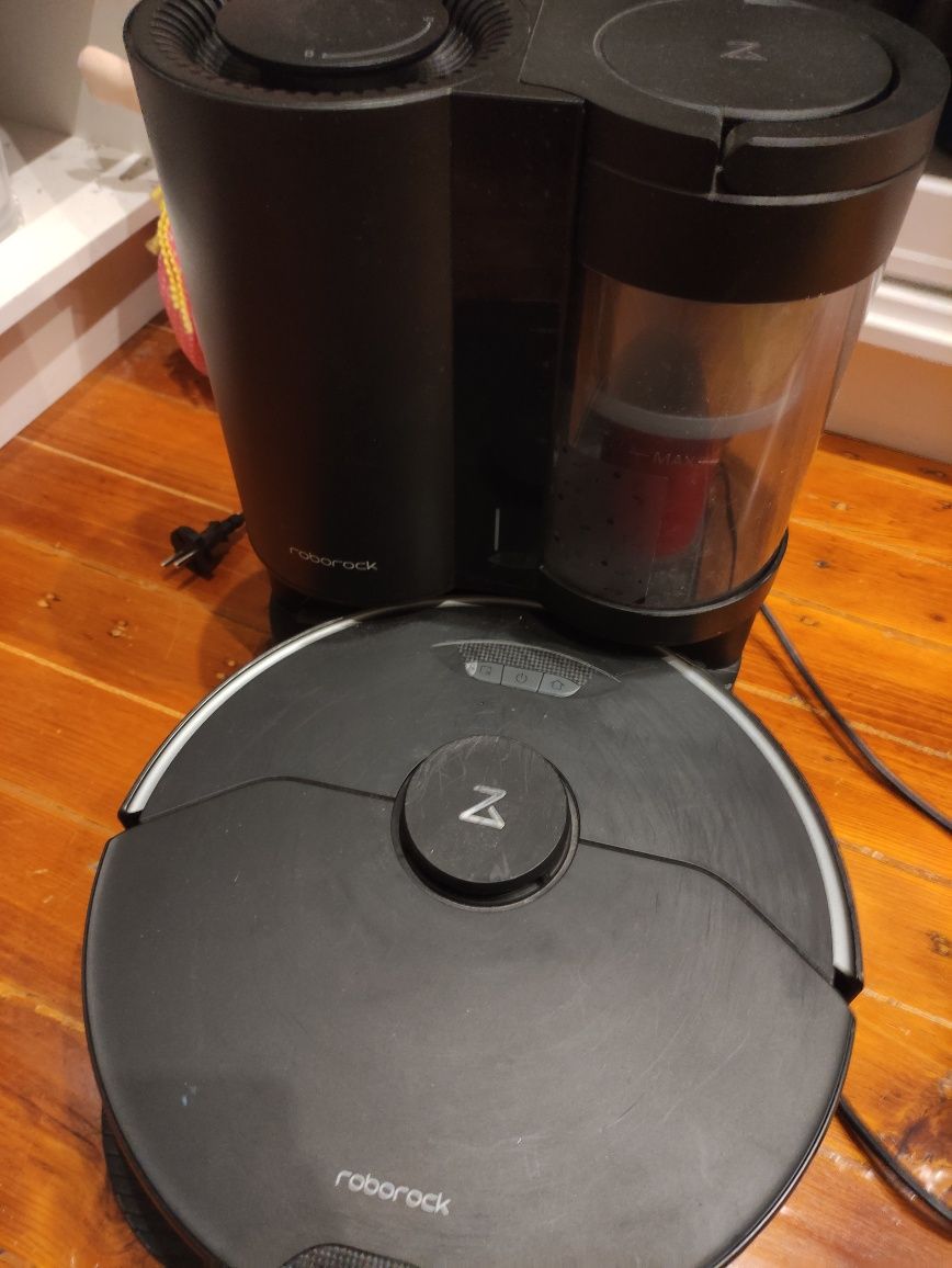 Aspirador Roborock S7 MaxV Plus mais Doca respetiva