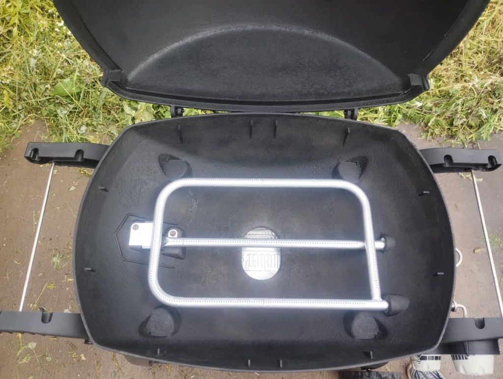 ГАЗОВИЙ Гриль WEBER Q3200 комплект+ Ліхтарик