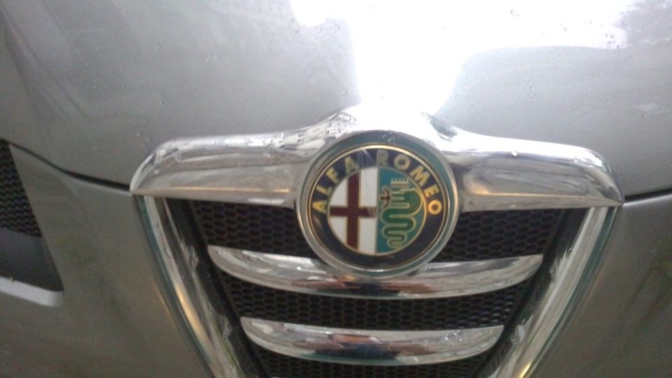 2 шт значок,емблема ,логотип (logotip)ALFA ROMEO 156,159,147,166