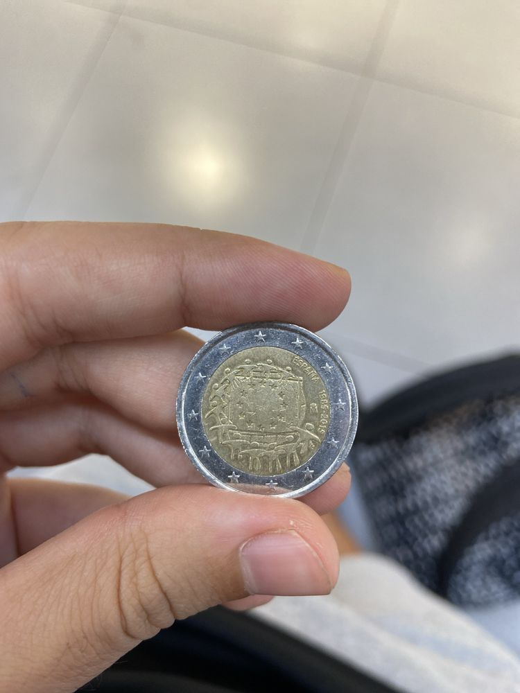 VENDO moeda comemorativa Espanha 2€ para colecionar
