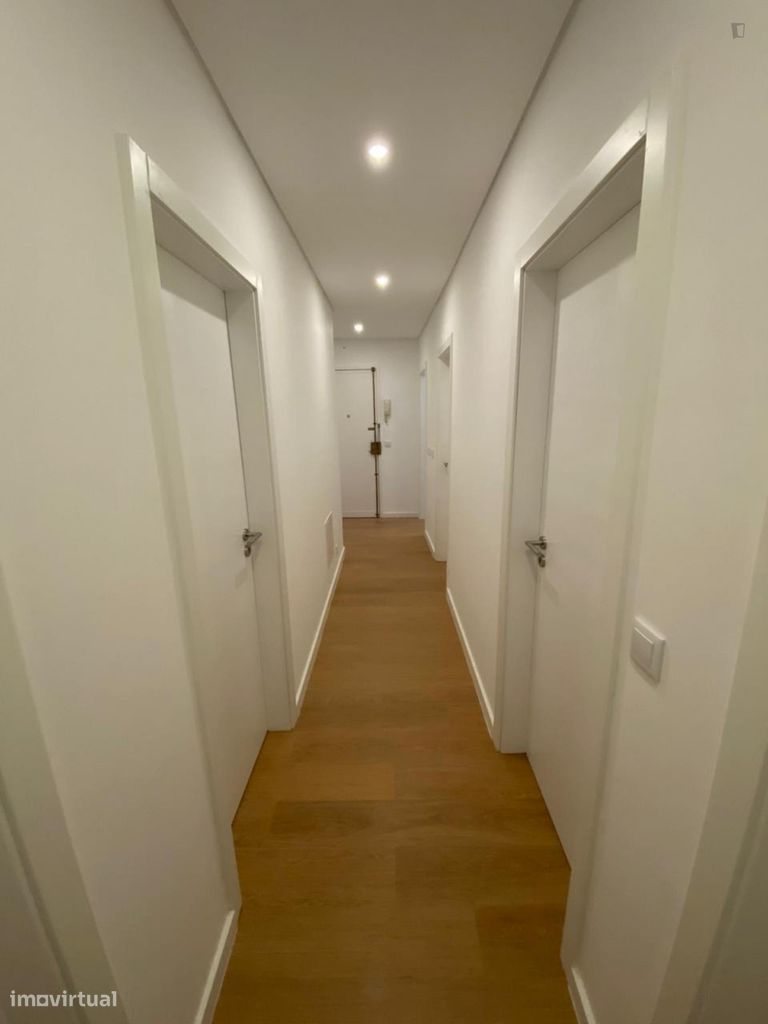 338902 - NOVA SBE 7 min walking! Single bedroom...
