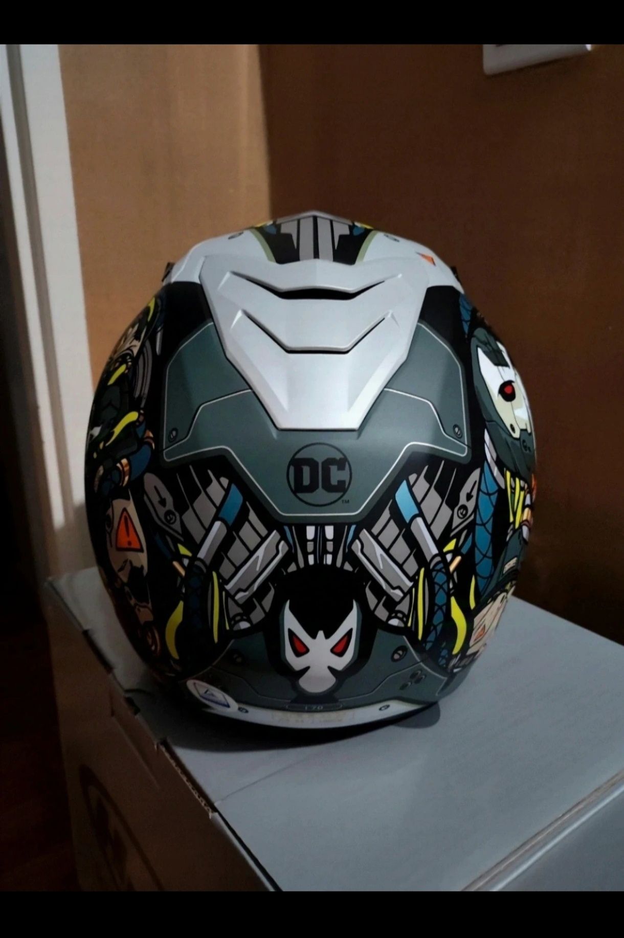 Nowy kask HJC i70 Bane DC r.XS