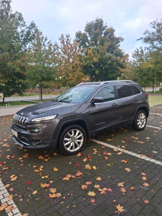 Jeep Cherokee Sprzedam Jeep Cherokee