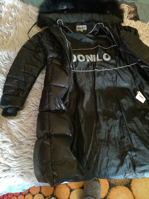 Продам пуховик девичий в отличном состоянии!