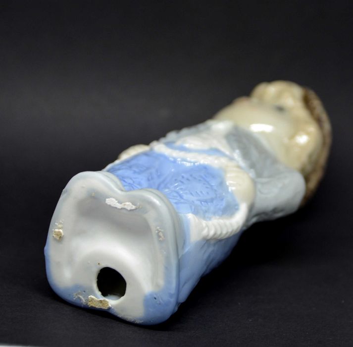 Porcelanowa Figurka Mała Kowbojka Lata 80. Niesygnowana