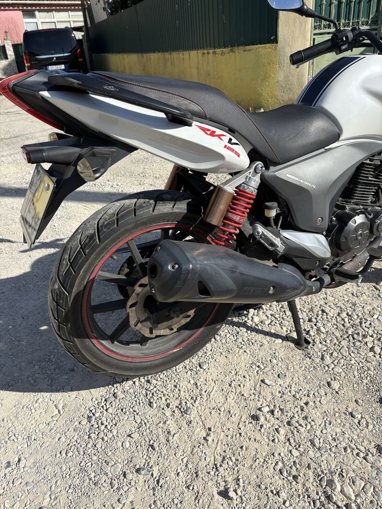 Keeway 125 RKV 2017 Impecável