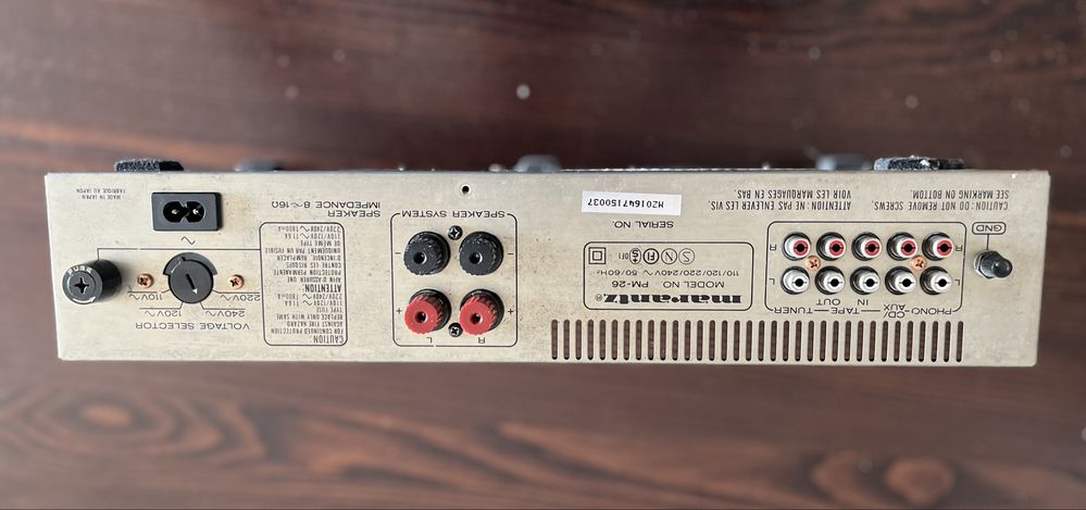 Sprzedam wzmacniacz Marantz pm26
