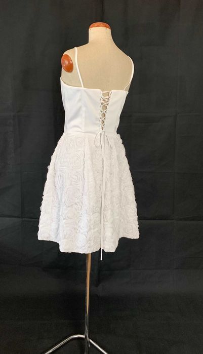 Nowa zjawiskowa krótka sukienka ślubna 40 L Gorset zapasowa panieński