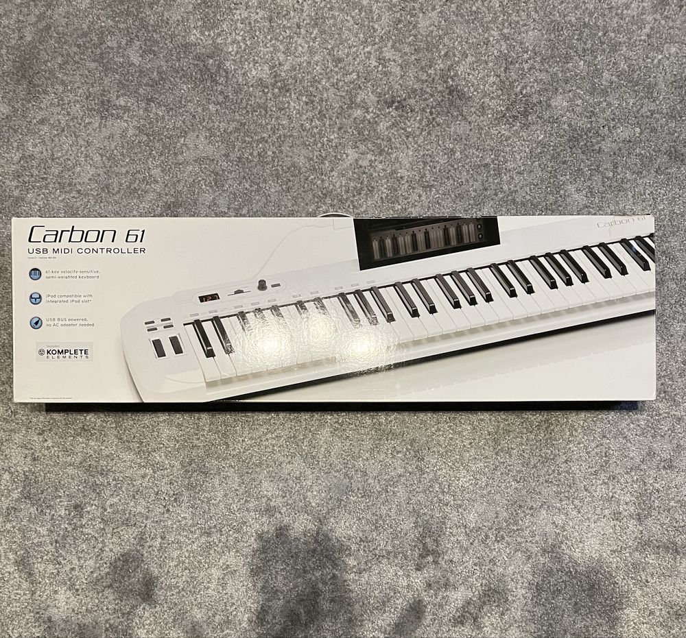 Teclado MIDi Samson Carbon 61 + Gravity Keyboard Stand