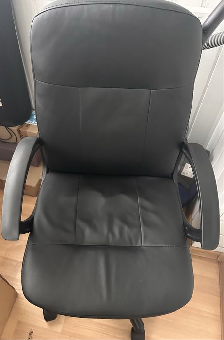 Офісне крісло б/у