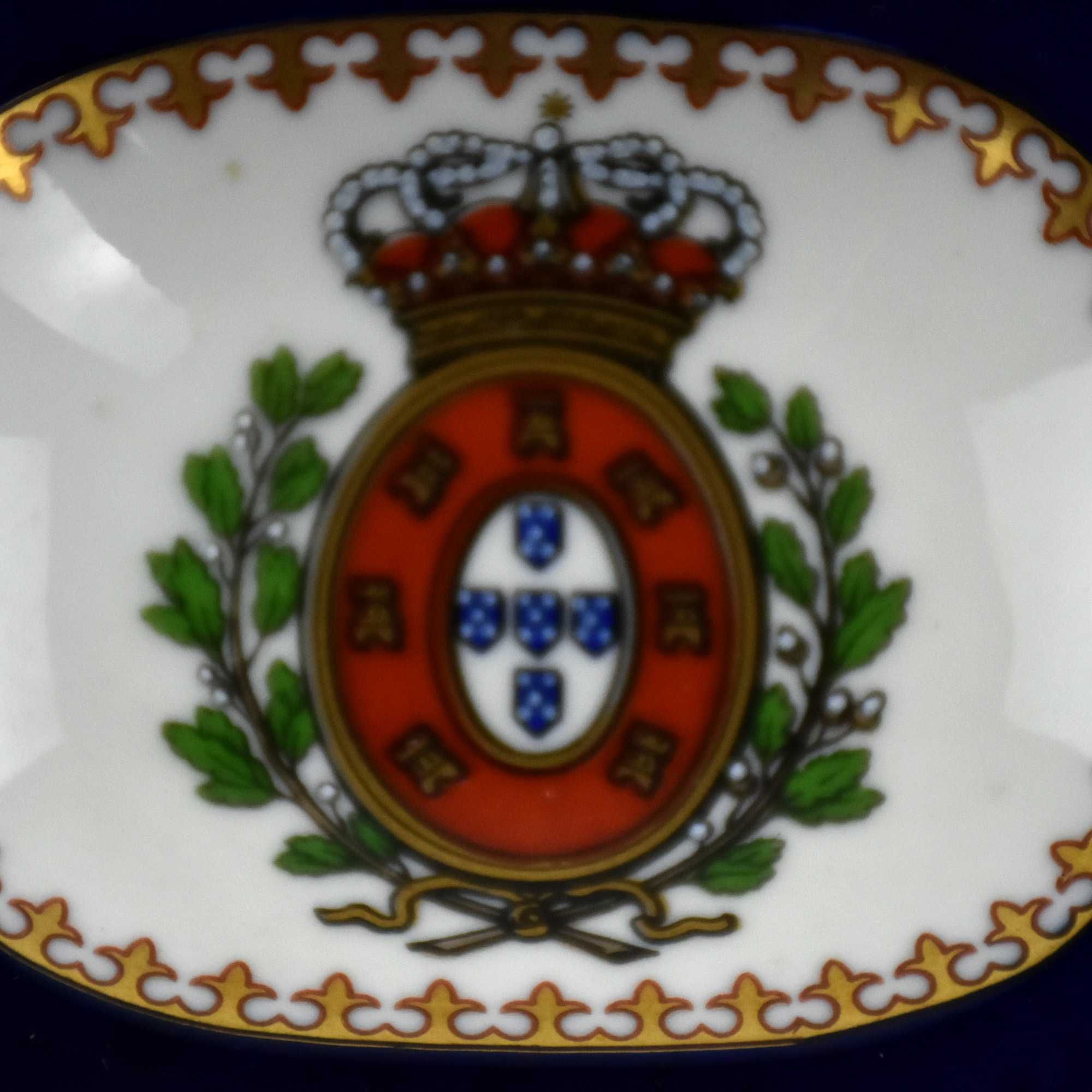 Saleiro em porcelana Porart decoração D. Pedro IV