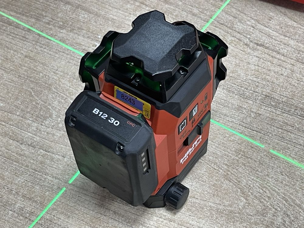 Hilti PM 30-MG / 3D лінійний лазерний рівень Хілті