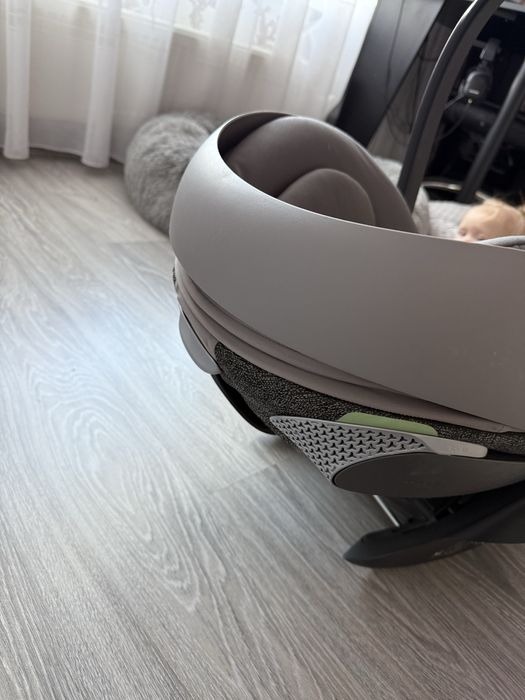 Cybex cloud t i-size