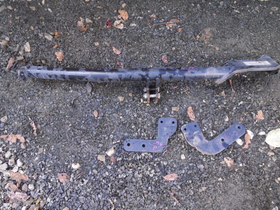 Hak Thule odkręcany CITROEN C3 PLURIEL