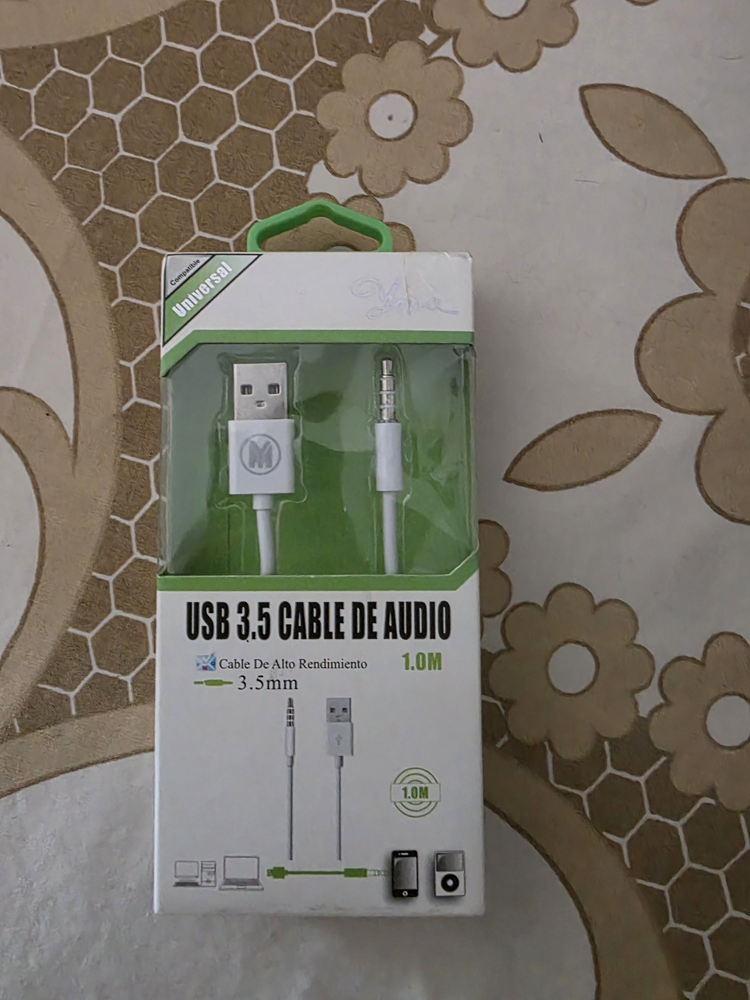[NOVO] Cabo USB - Audio(3.5) [1 metro] - Compatível Universal