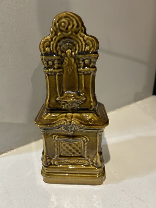 Skarbonka ceramiczna w kształcie pieca