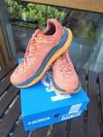 Buty dla biegacza Hoka Tecton X