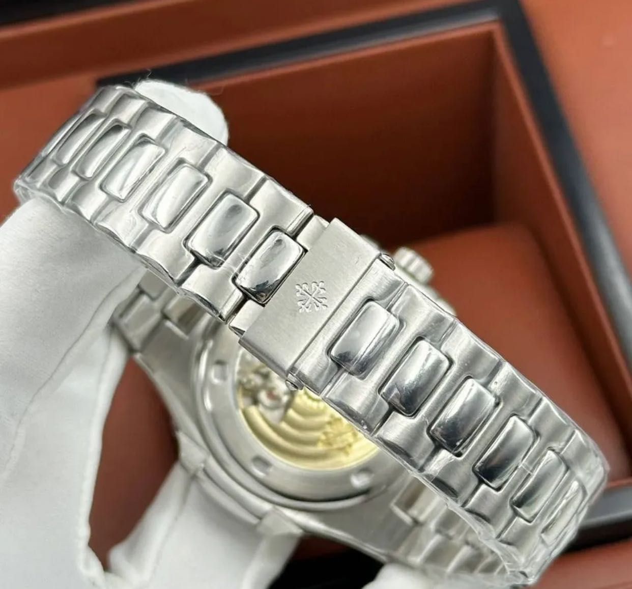 Механические часы Patek Philippe Nautilus
