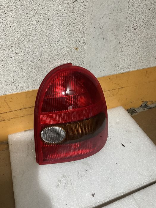 Farolim opel corsa B