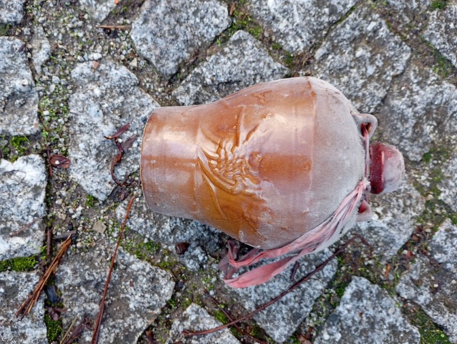 Vendo esta peça muita bonita bom estado