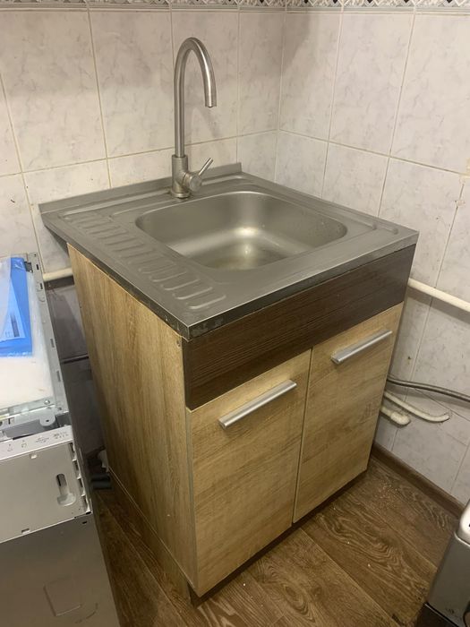 Шафа кухонна з мийкою