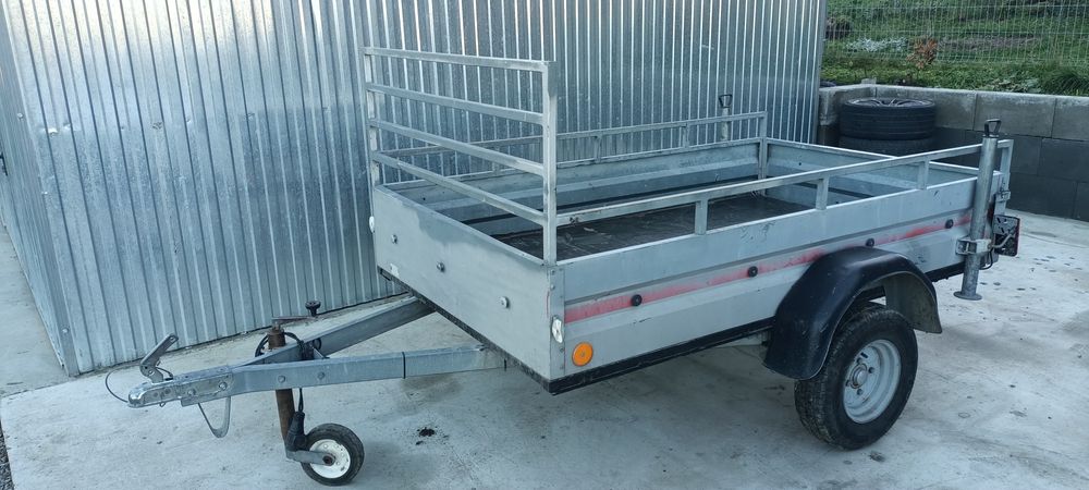 Przyczepka przyczepa samochodowa lekka dmc 750 kg