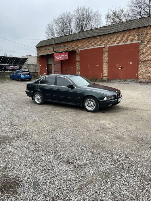 Продам BMW e39 на автоматі