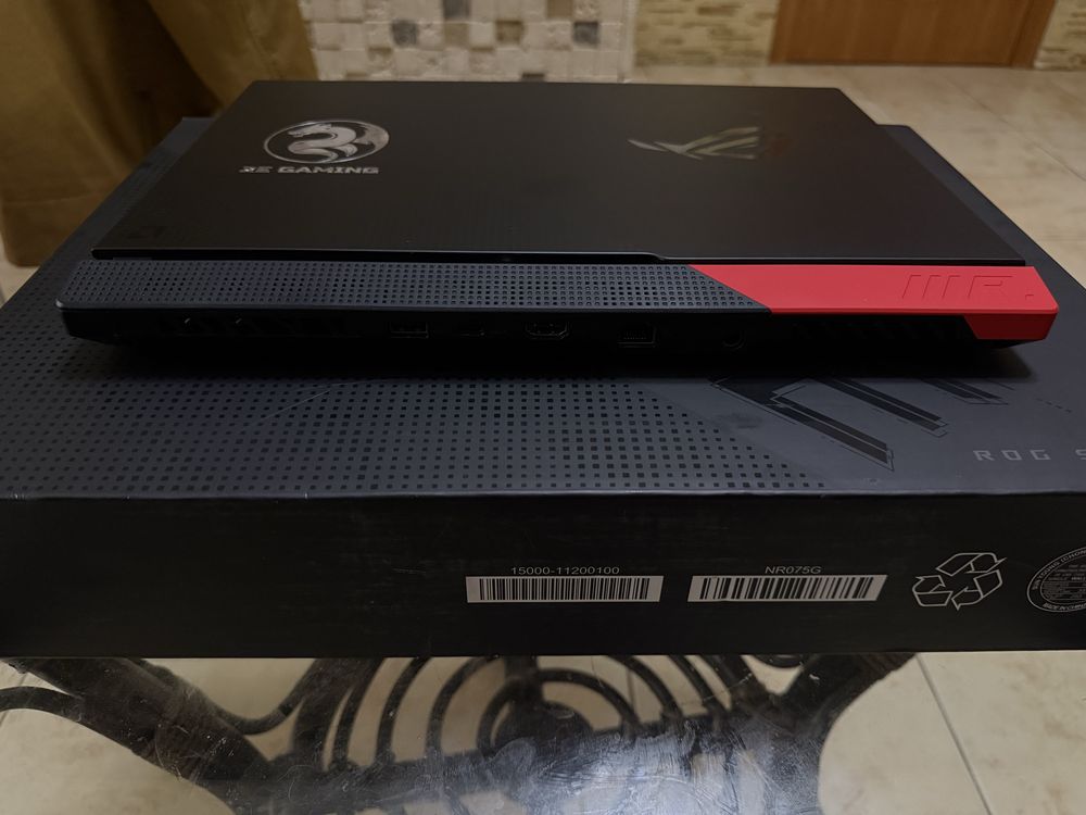 ASUS ROG Strix G15 G513QY Advantage Edition