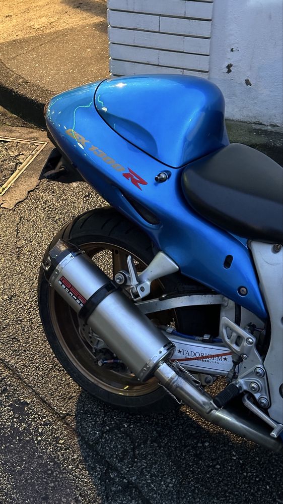 Suzuki GSX1300R Hayabusa 1Gen