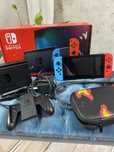 Konsola nintendo switch czerono niebieska